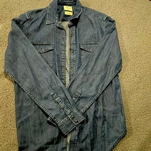Gap Jean shirt slim fit  never worn before